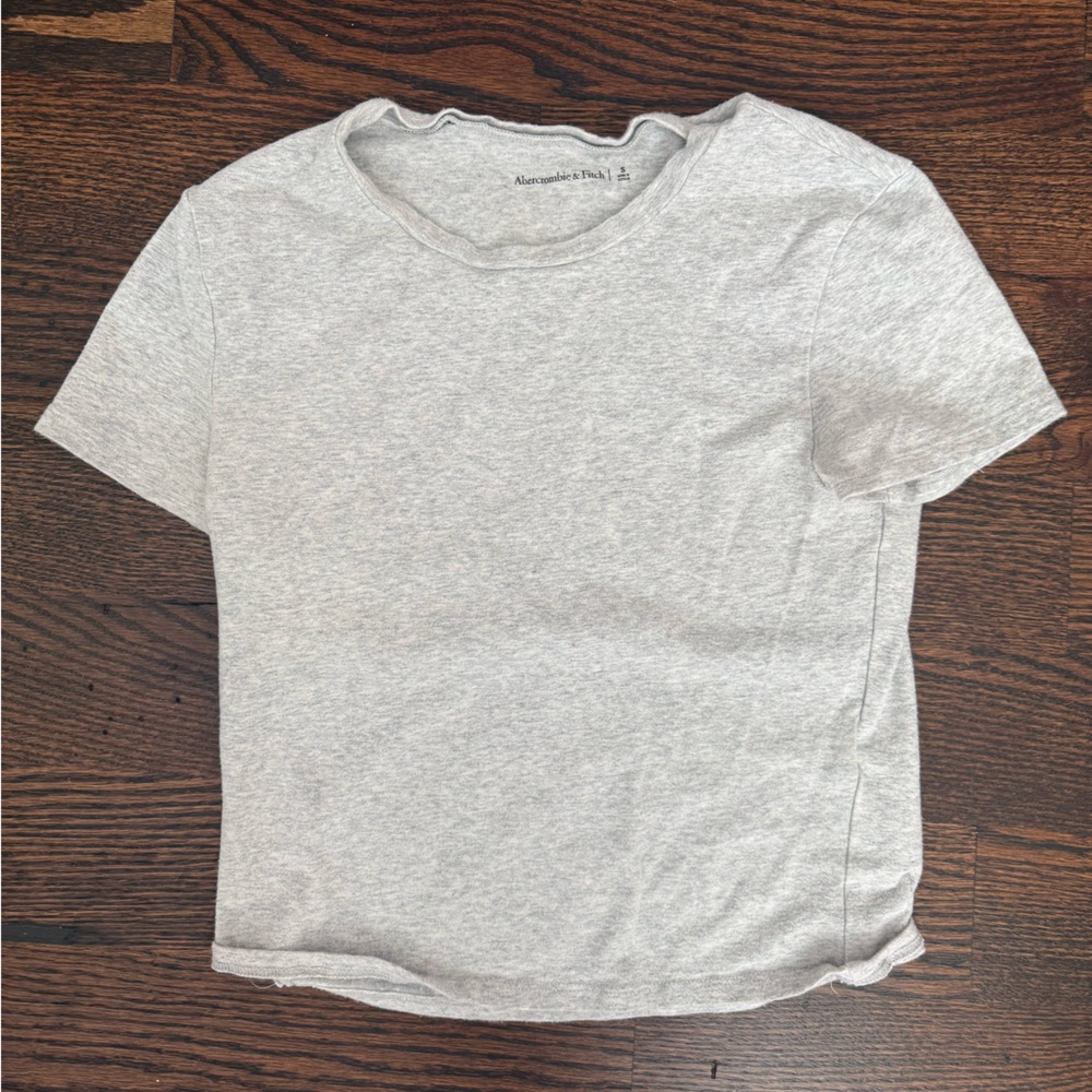 Abercrombie & Fitch Cotton Seamless Fabric Essential Tee - Picture 3 of 4